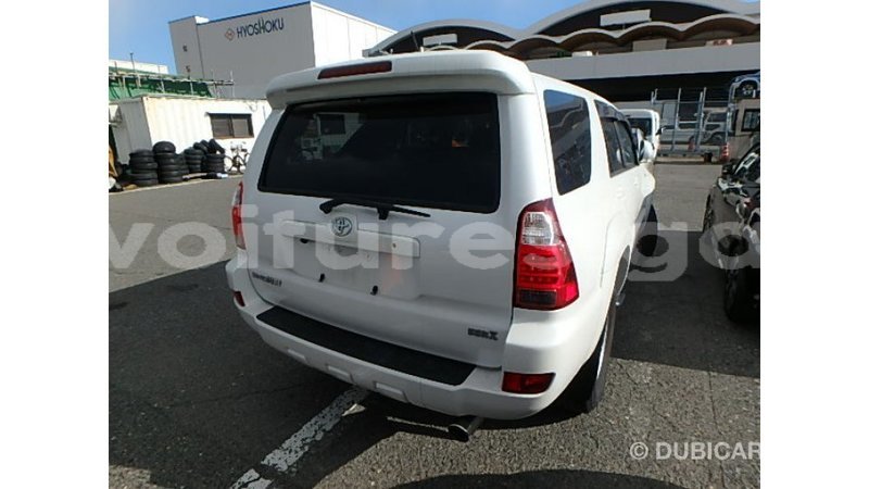 Big with watermark toyota hilux estuary import dubai 7150