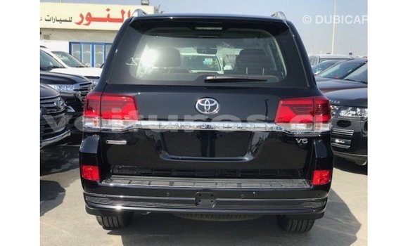 Acheter Import Voiture Toyota Land Cruiser Noir à Import - Dubai, Estuaire Acheter Import Voiture Toyota Land Cruiser Noir à Import - Dubai, Estuaire