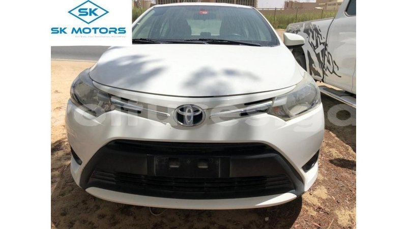 Big with watermark toyota yaris estuary import dubai 7152