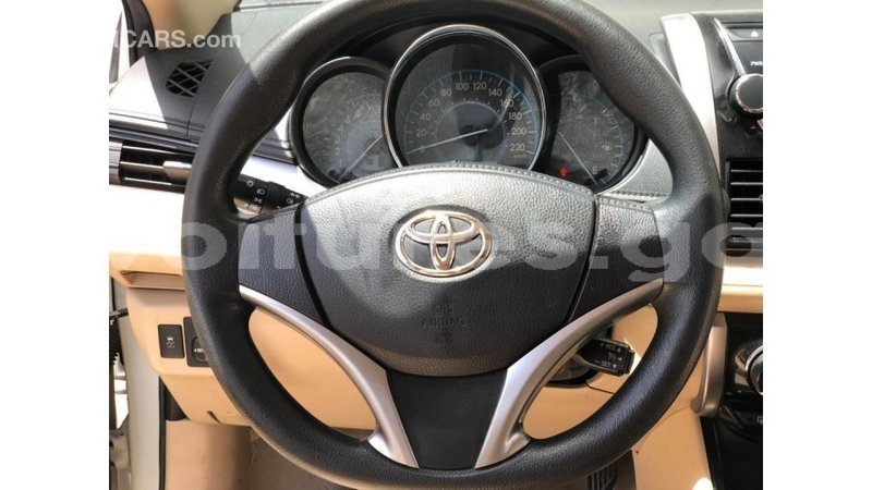 Big with watermark toyota yaris estuary import dubai 7152