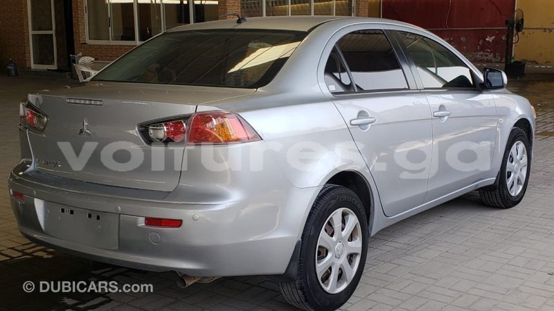 Big with watermark mitsubishi lancer estuary import dubai 7154