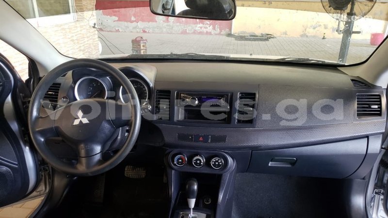 Big with watermark mitsubishi lancer estuary import dubai 7154