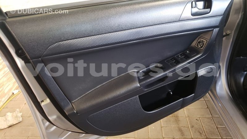 Big with watermark mitsubishi lancer estuary import dubai 7154