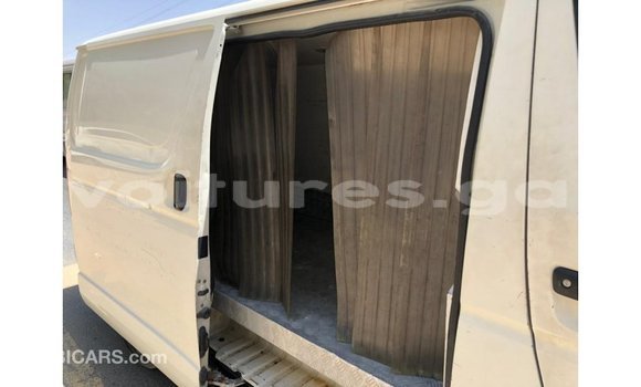 Sayi Imported Toyota Hiace White Mota in Import - Dubai a estuary Sayi Imported Toyota Hiace White Mota in Import - Dubai a estuary