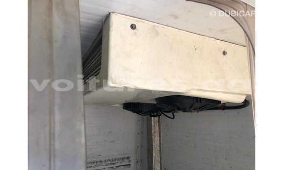 Sayi Imported Toyota Hiace White Mota in Import - Dubai a estuary Sayi Imported Toyota Hiace White Mota in Import - Dubai a estuary