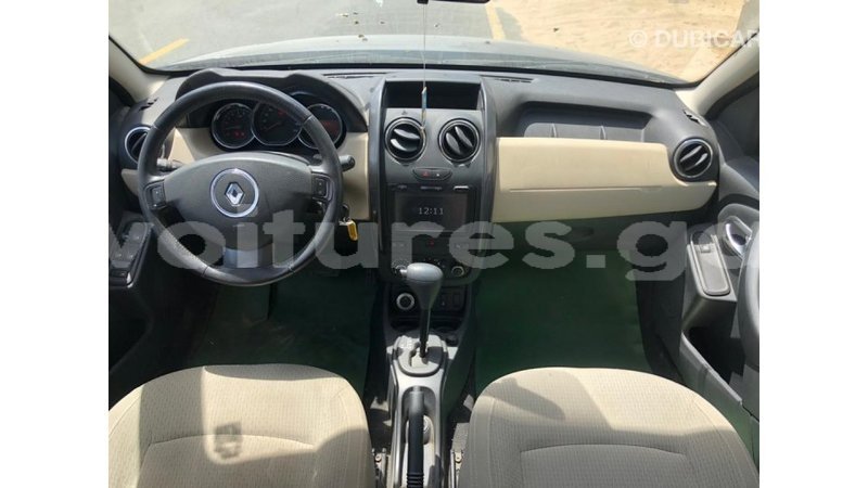 Big with watermark renault duster estuary import dubai 7156