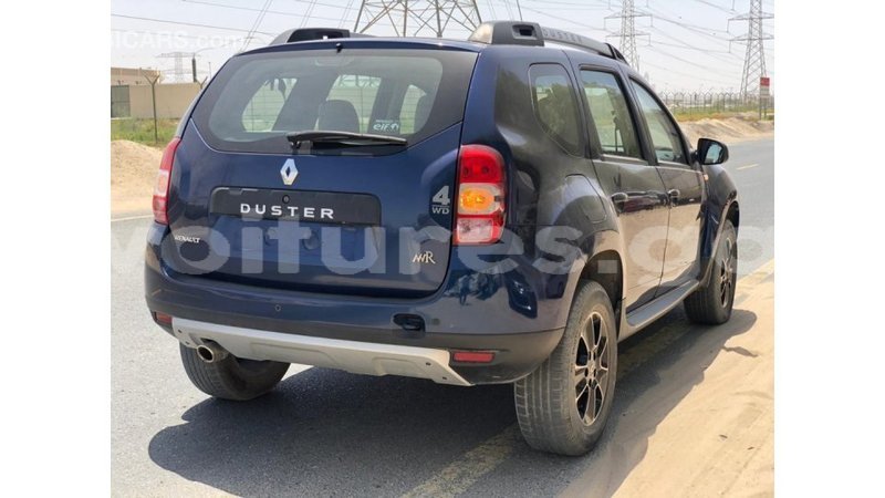 Big with watermark renault duster estuary import dubai 7156