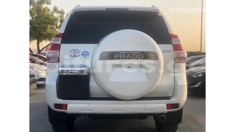 Big with watermark toyota prado estuary import dubai 7157