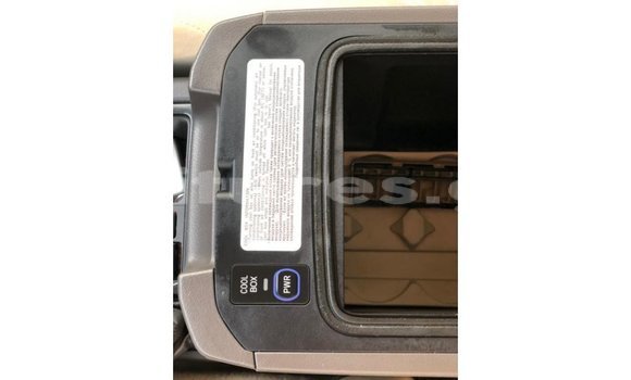 Sayi Imported Toyota Prado White Mota in Import - Dubai a estuary Sayi Imported Toyota Prado White Mota in Import - Dubai a estuary