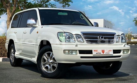 Acheter Import Voiture Lexus LX Blanc à Import - Dubai, Estuaire