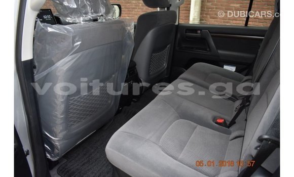 Sayi Imported Toyota Land Cruiser Sauran Mota in Import - Dubai a estuary Sayi Imported Toyota Land Cruiser Sauran Mota in Import - Dubai a estuary