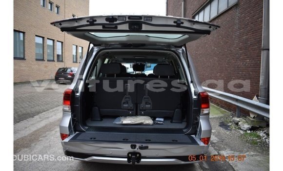 Sayi Imported Toyota Land Cruiser Sauran Mota in Import - Dubai a estuary Sayi Imported Toyota Land Cruiser Sauran Mota in Import - Dubai a estuary