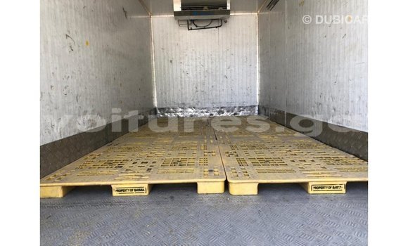 Sayi Imported Mitsubishi i White Mota in Import - Dubai a estuary Sayi Imported Mitsubishi i White Mota in Import - Dubai a estuary