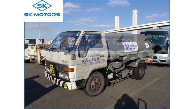 Big with watermark toyota dyna estuary import dubai 7163