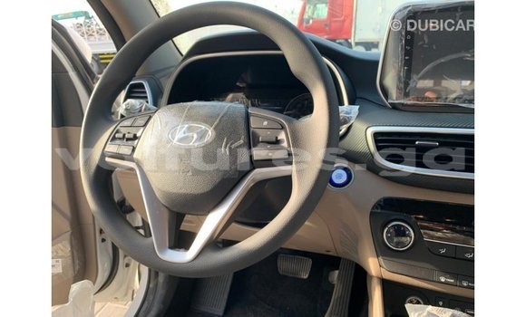 Sayi Imported Hyundai Tucson White Mota in Import - Dubai a estuary Sayi Imported Hyundai Tucson White Mota in Import - Dubai a estuary