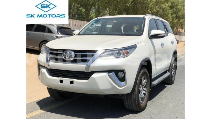 Big with watermark toyota fortuner estuary import dubai 7166