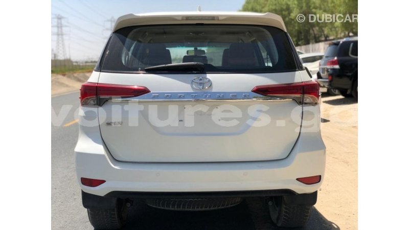 Big with watermark toyota fortuner estuary import dubai 7166