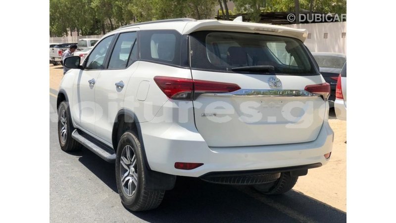 Big with watermark toyota fortuner estuary import dubai 7166