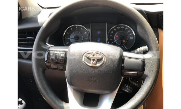 Buy Import Toyota Fortuner White Car in Import - Dubai in Estuary Buy Import Toyota Fortuner White Car in Import - Dubai in Estuary