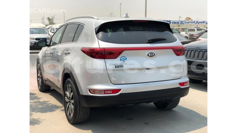 Big with watermark kia sportage estuary import dubai 7168