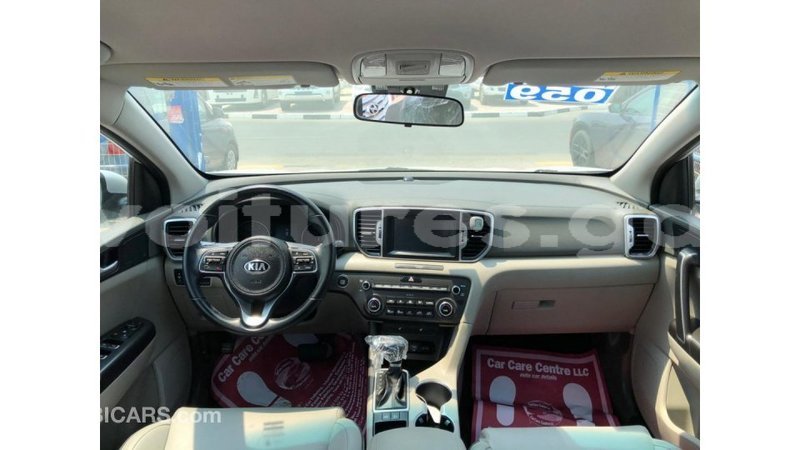 Big with watermark kia sportage estuary import dubai 7168