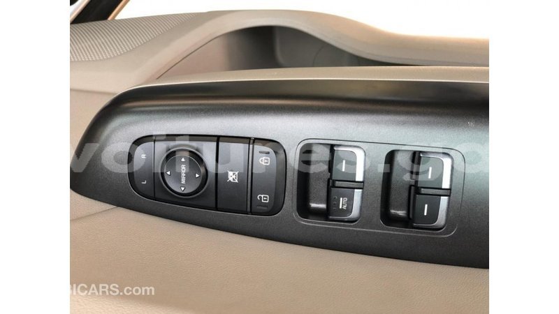 Big with watermark kia sportage estuary import dubai 7168