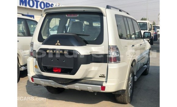 Buy Import Mitsubishi Pajero Black Car in Import - Dubai in Estuary Buy Import Mitsubishi Pajero Black Car in Import - Dubai in Estuary