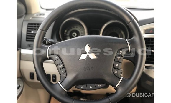 Sayi Imported Mitsubishi Pajero Black Mota in Import - Dubai a estuary Sayi Imported Mitsubishi Pajero Black Mota in Import - Dubai a estuary