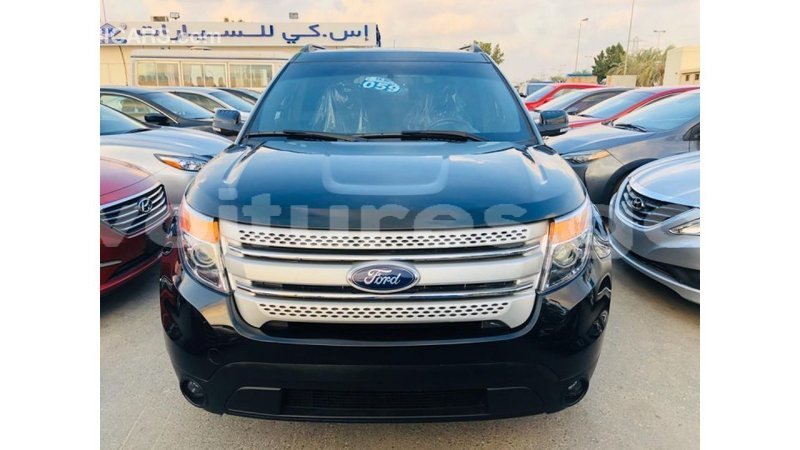 Big with watermark ford explorer estuary import dubai 7173