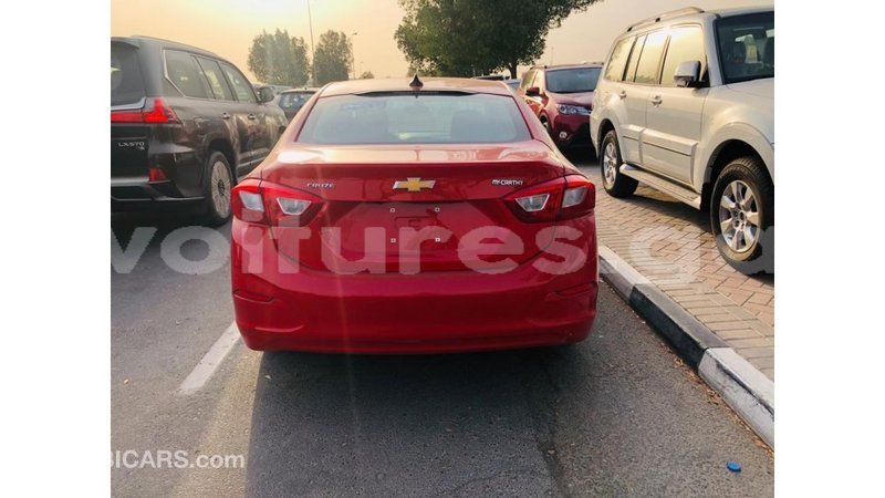 Big with watermark chevrolet cruze estuary import dubai 7174