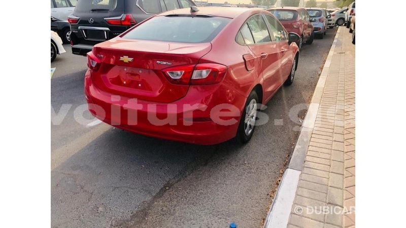 Big with watermark chevrolet cruze estuary import dubai 7174