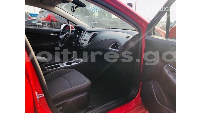 Big with watermark chevrolet cruze estuary import dubai 7174