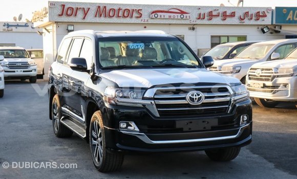 Acheter Import Voiture Toyota Land Cruiser Noir à Import - Dubai, Estuaire Acheter Import Voiture Toyota Land Cruiser Noir à Import - Dubai, Estuaire