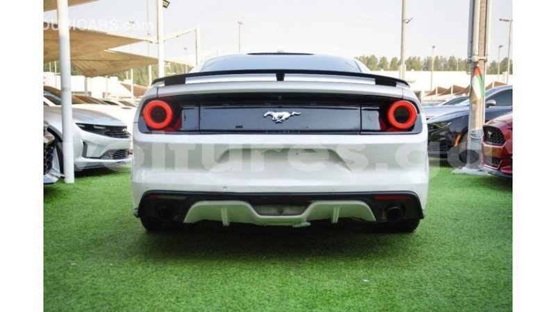 Big with watermark ford mustang estuary import dubai 7178