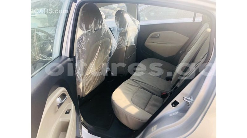 Big with watermark kia rio estuary import dubai 7181