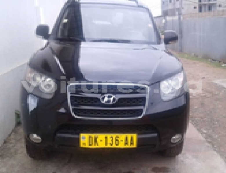 Big with watermark hyundai santa fe estuary libreville 7183