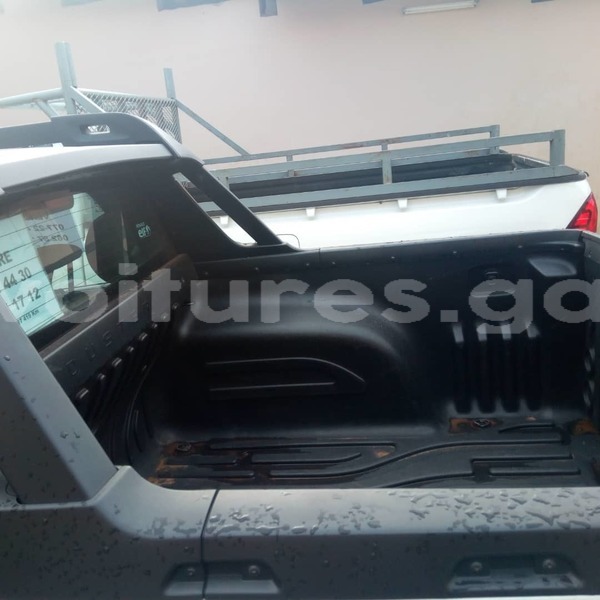 Big with watermark renault duster estuary libreville 7184