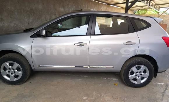 Sayi Na hannu Nissan Rogue Azurfa Mota in Libreville a estuary Sayi Na hannu Nissan Rogue Azurfa Mota in Libreville a estuary