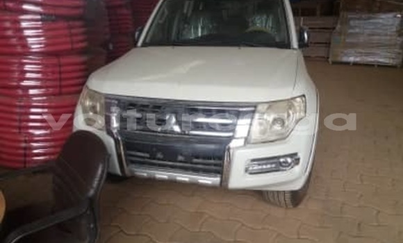 Acheter Occasion Voiture Mitsubishi Pajero Sport Blanc à Libreville, Estuaire Acheter Occasion Voiture Mitsubishi Pajero Sport Blanc à Libreville, Estuaire