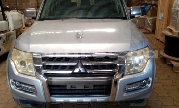 Acheter Occasion Voiture Mitsubishi Pajero Sport Gris à Libreville, Estuaire Acheter Occasion Voiture Mitsubishi Pajero Sport Gris à Libreville, Estuaire