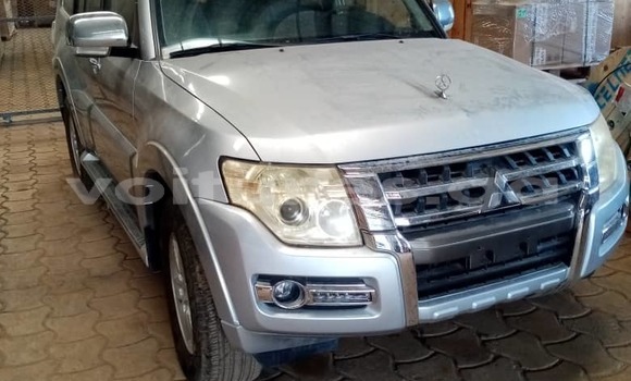 Acheter Occasion Voiture Mitsubishi Pajero Sport Gris à Libreville, Estuaire Acheter Occasion Voiture Mitsubishi Pajero Sport Gris à Libreville, Estuaire