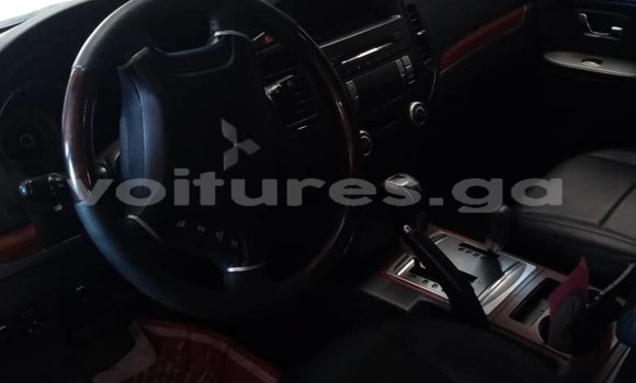 Acheter Occasion Voiture Mitsubishi Pajero Sport Gris à Libreville, Estuaire Acheter Occasion Voiture Mitsubishi Pajero Sport Gris à Libreville, Estuaire
