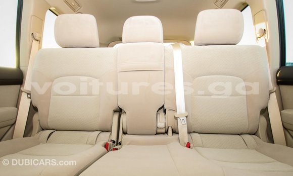 Acheter Import Voiture Toyota Land Cruiser Blanc à Import - Dubai, Estuaire Acheter Import Voiture Toyota Land Cruiser Blanc à Import - Dubai, Estuaire