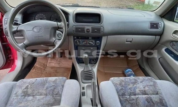 Acheter Occasion Voiture Toyota Corolla Rouge à Bitam, Woleu-Ntem Acheter Occasion Voiture Toyota Corolla Rouge à Bitam, Woleu-Ntem