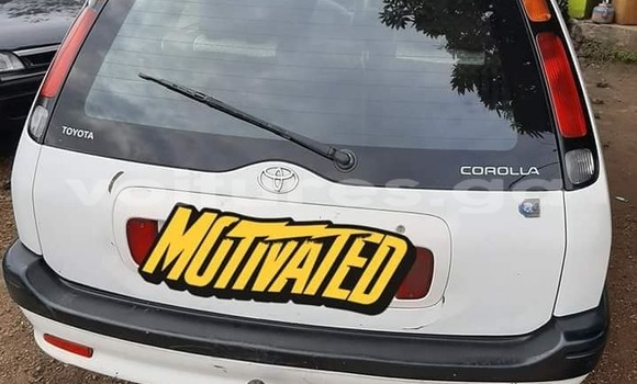 Acheter Occasion Voiture Toyota Corolla Blanc à Bitam, Woleu-Ntem Acheter Occasion Voiture Toyota Corolla Blanc à Bitam, Woleu-Ntem