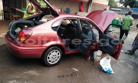Acheter Occasion Voiture Toyota Corolla Rouge à Bitam, Woleu-Ntem Acheter Occasion Voiture Toyota Corolla Rouge à Bitam, Woleu-Ntem