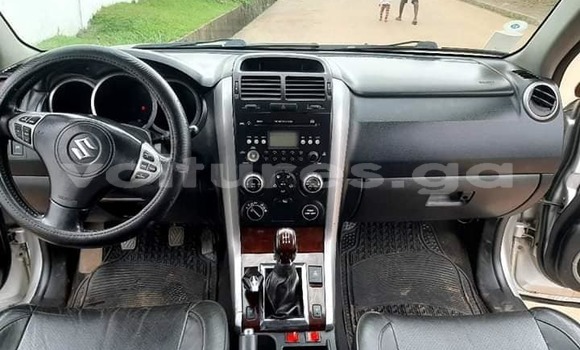 Acheter Occasion Voiture Suzuki Grand Vitara Gris à Bitam, Woleu-Ntem Acheter Occasion Voiture Suzuki Grand Vitara Gris à Bitam, Woleu-Ntem