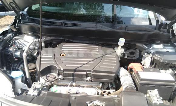 Buy Used Suzuki Grand Vitara Beige Car in Gamba in Ogooue-Maritime Buy Used Suzuki Grand Vitara Beige Car in Gamba in Ogooue-Maritime