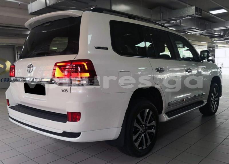 Big with watermark toyota land cruiser ogooue maritime gamba 7226