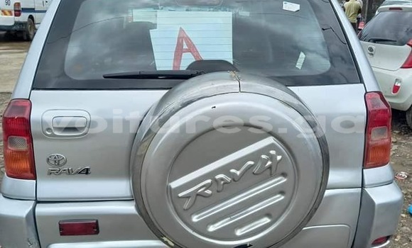 Acheter Occasion Voiture Toyota RAV4 Gris à Bitam, Woleu-Ntem Acheter Occasion Voiture Toyota RAV4 Gris à Bitam, Woleu-Ntem